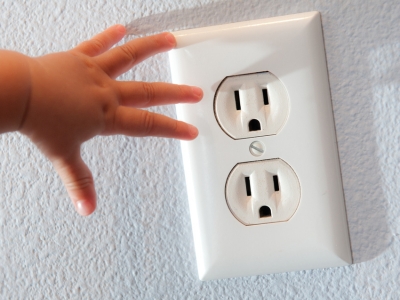 benefits of childproof outlets